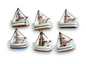 BARCO MADERA 8x8cm 6 COLORES Pack 12